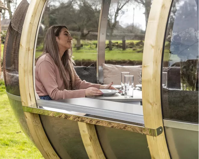 Medium Ovalhouse Ornate Garden Pod
