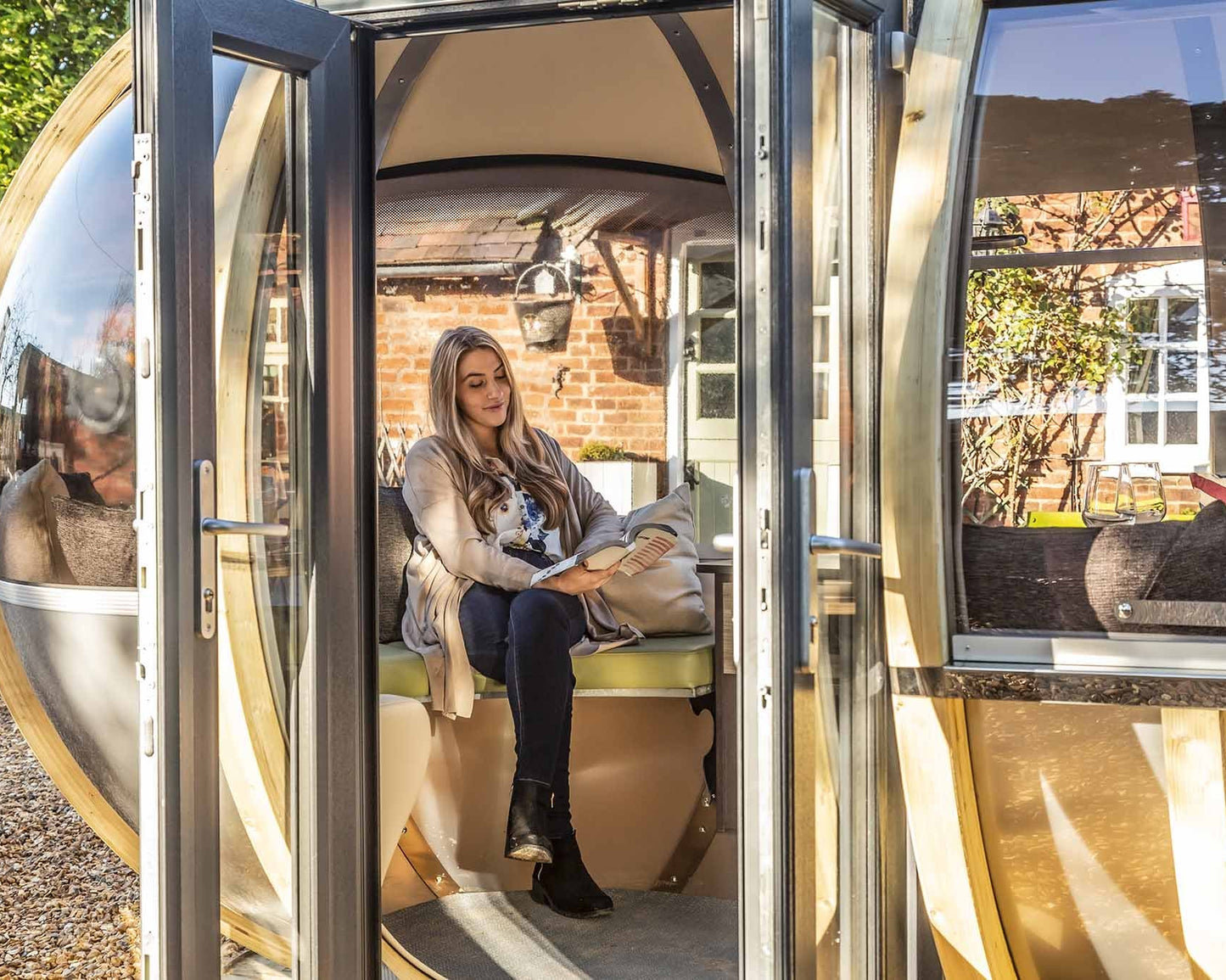 Off-Set ovalhouse Ornate Garden Pod