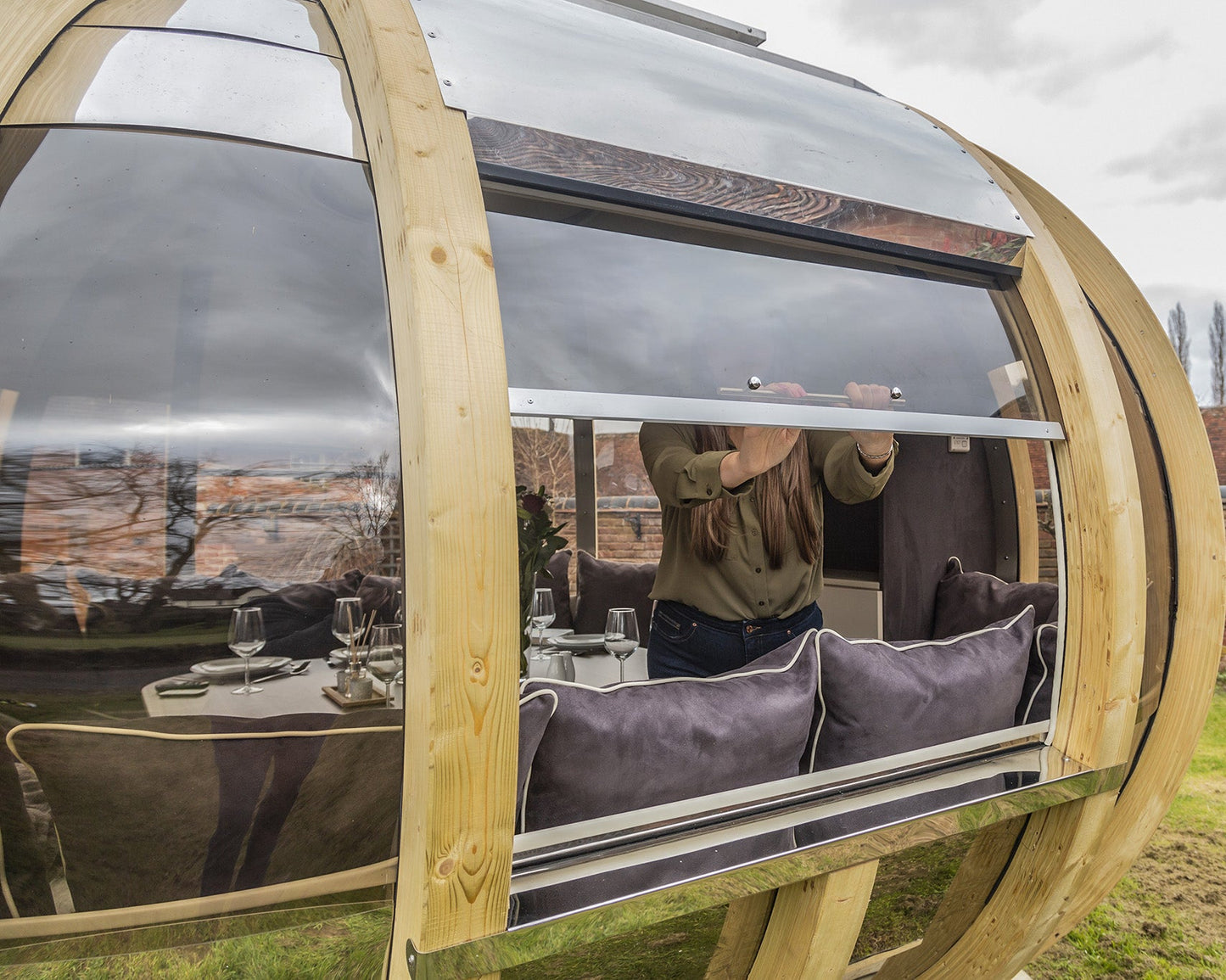 The Grande Deluxe Chic Ornate Garden Pod