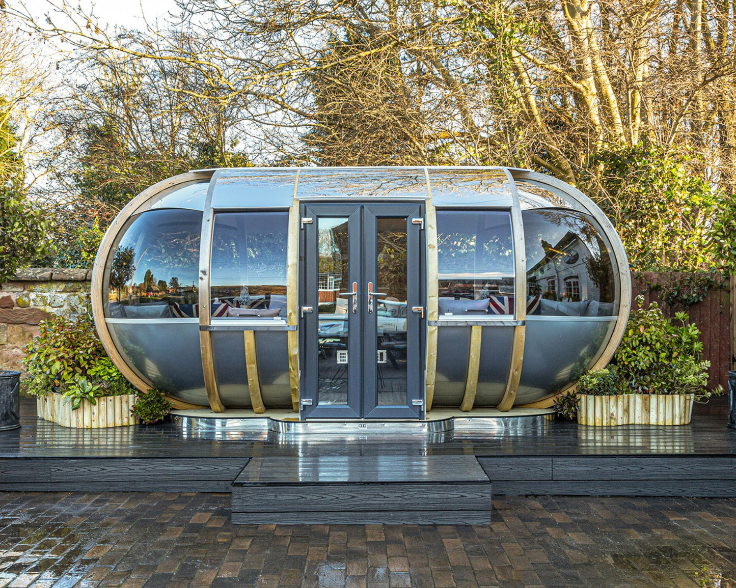 Large Ovalhouse Ornate garden Pod