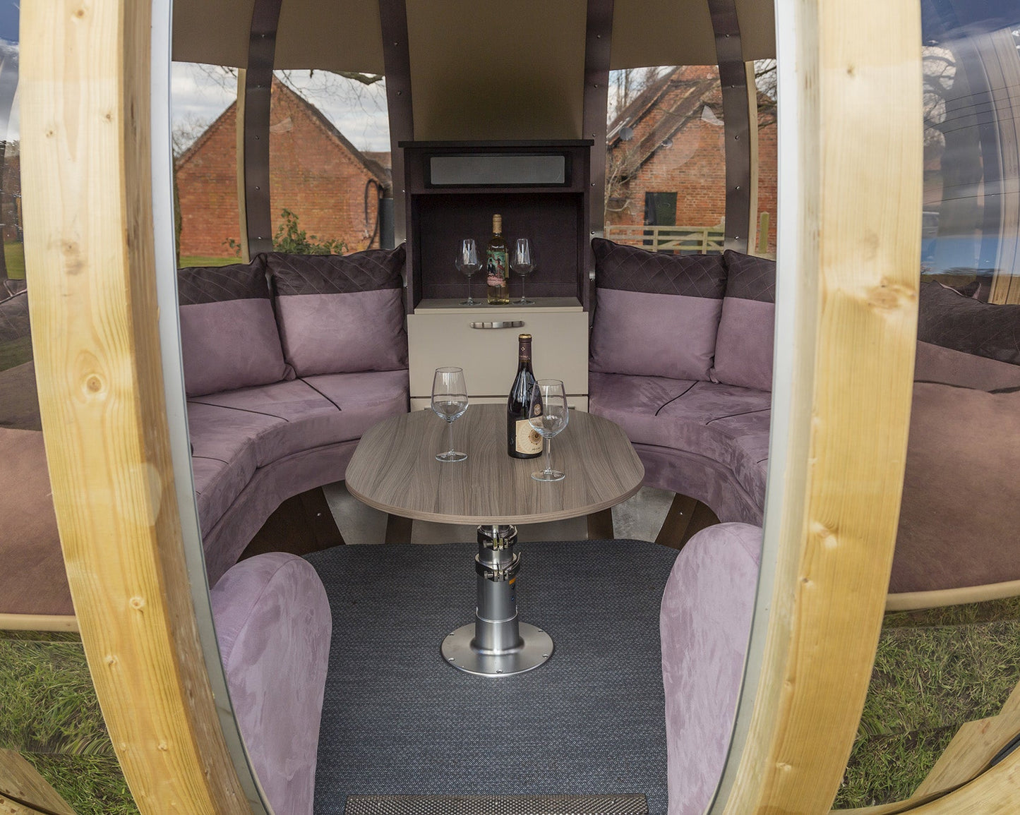The Deluxe Ornate Garden Pod